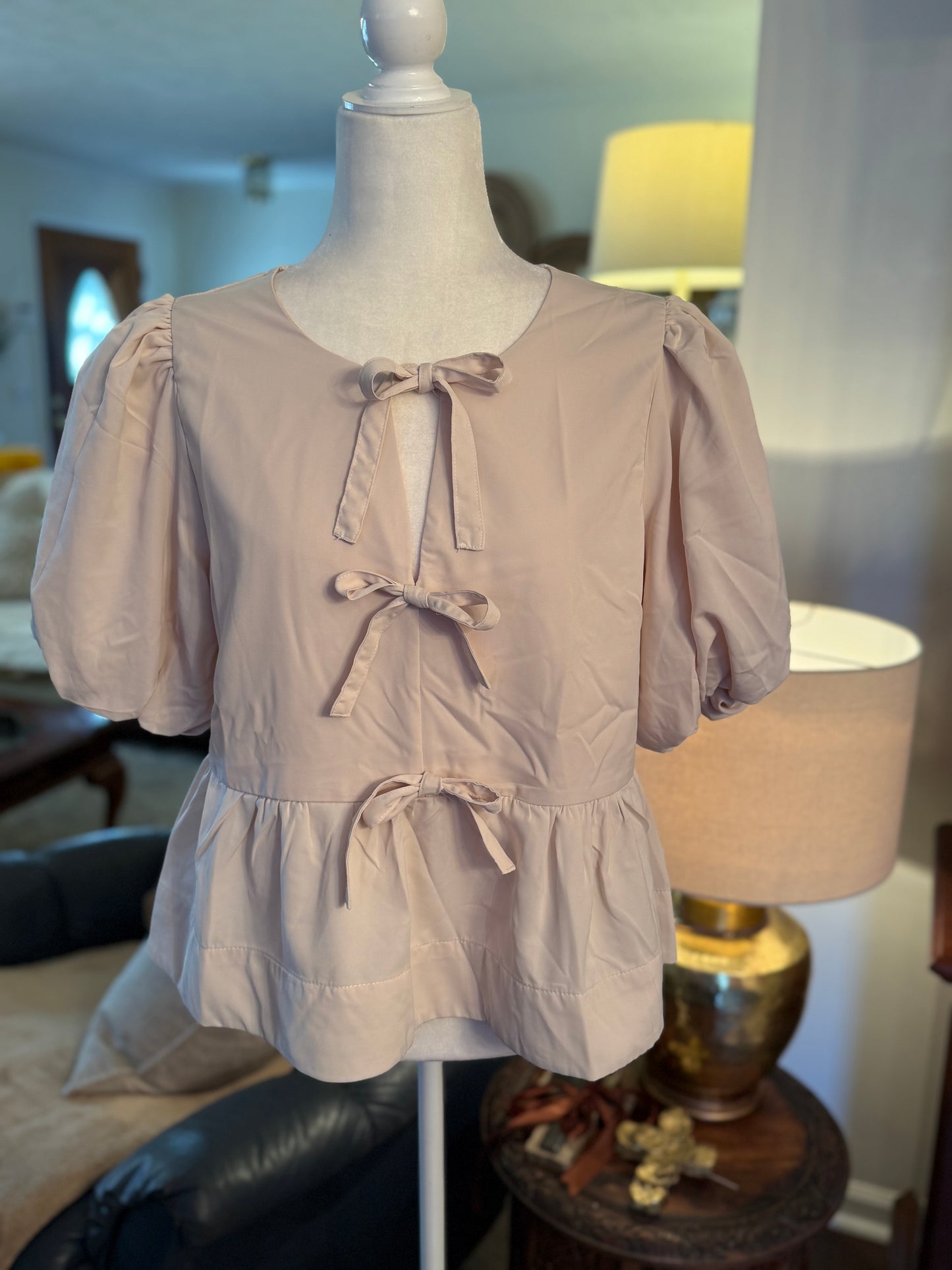 Ecru Bow Top